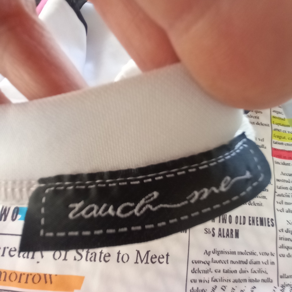 TOUCH ME NEWSPAPER DRESS - Picture 6 of 9